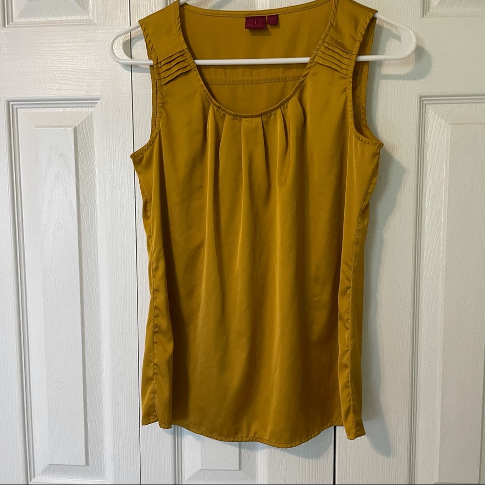 Sleeveless top
